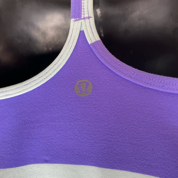 Lululemon Y tank - Picture 2 of 5